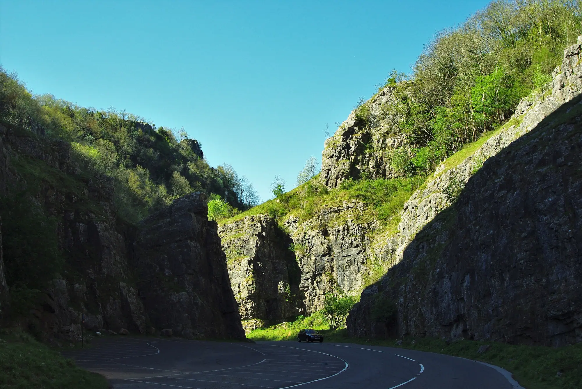 The road running through the cliffs of Cheddar Gorge