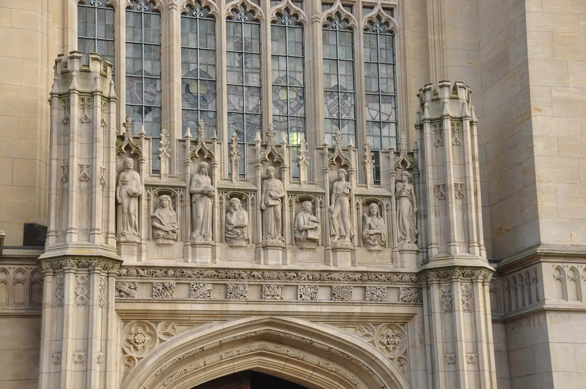 Stone detail of the Wills Memorial Building, University of Bristol