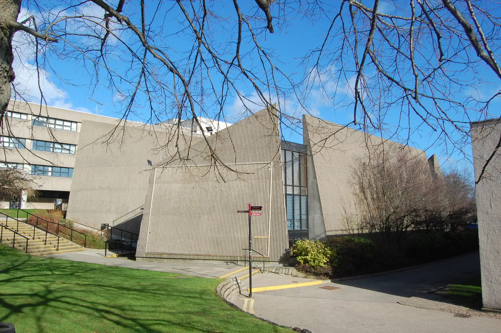 University teaching, United Kingdom